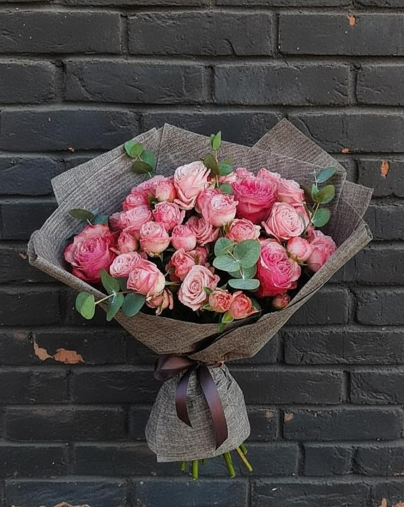 Букет цветов из: Розы в Октябрьское Ханты-Мансийский АО