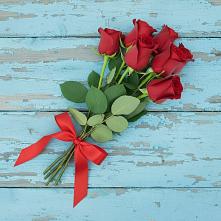Букет Красные розы в Октябрьское Ханты-Мансийский АО