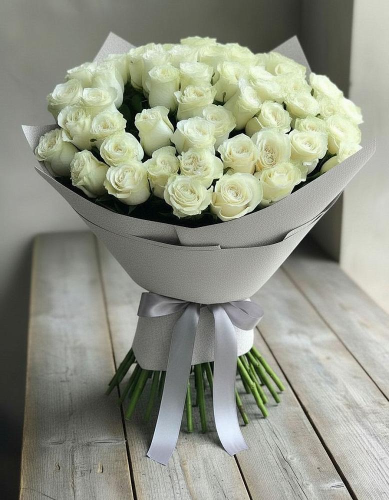 Букет 35 Белых роз в Октябрьское Ханты-Мансийский АО