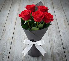 Букет 5 Красных роз Эдлесс Лав #REPLACE_PRED# Октябрьское Ханты-Мансийский АО