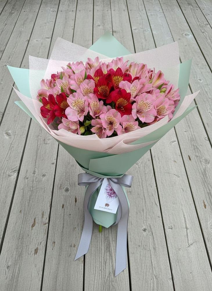 Букет цветов из: Альстромерии в Октябрьское Ханты-Мансийский АО