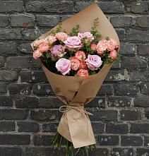 Букет цветов из:  Розы в Октябрьское Ханты-Мансийский АО