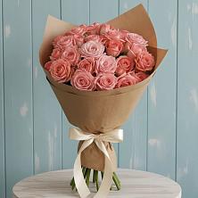 Букет цветов из:  Розы в Октябрьское Ханты-Мансийский АО