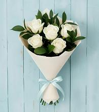 Букет цветов из:  Розы в Октябрьское Ханты-Мансийский АО
