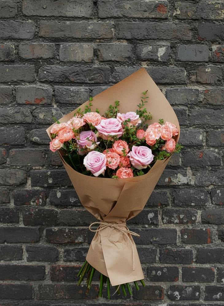 Букет цветов из: Розы в Октябрьское Ханты-Мансийский АО