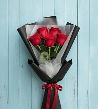 Букет цветов из:  Розы в Октябрьское Ханты-Мансийский АО